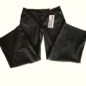 NWT, Almost Famous jeans, Women's black, low rise slouch jean. Side pocket, sz L